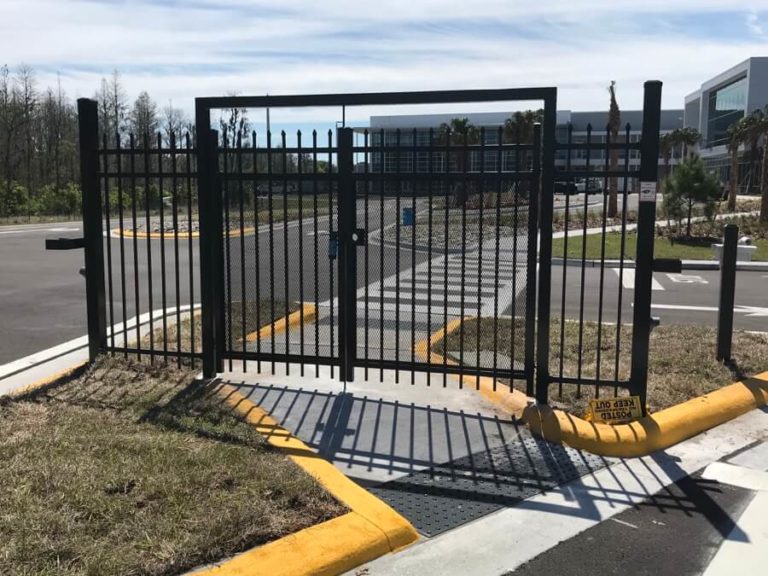 Custom Personnel Security Gate